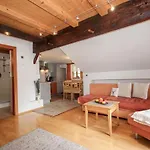 아파트 Beim Holzschnitzer-1 By Interhome