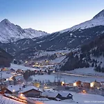 Beim Holzschnitzer-1 By Interhome Sölden