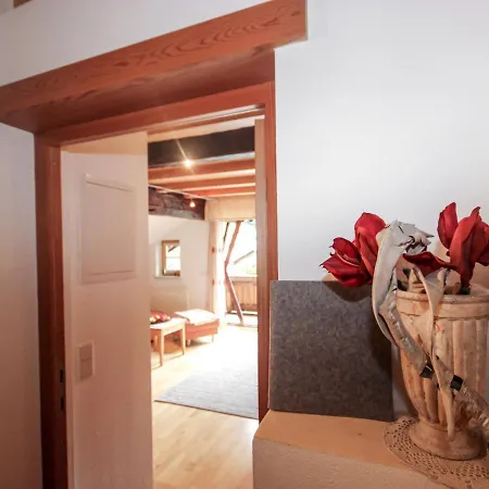 Beim Holzschnitzer-1 By Interhome *