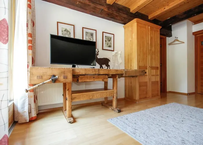 Beim Holzschnitzer-1 By Interhome Sölden