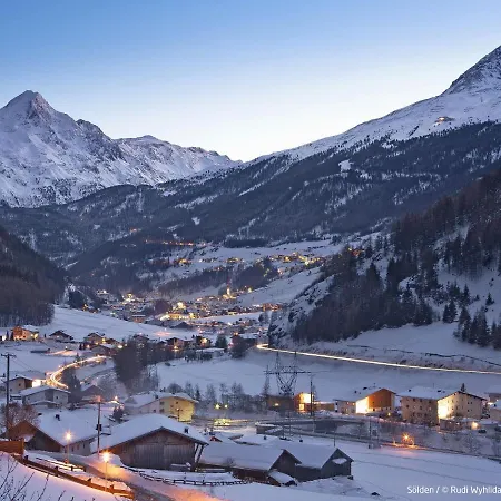 Beim Holzschnitzer-1 By Interhome Sölden